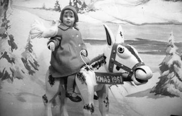 ColeValleyGirl at Xmas in 1961